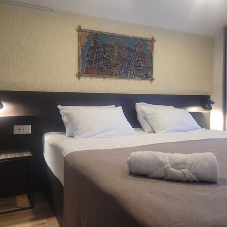Lea Guest House Tbiliszi Szoba fotó